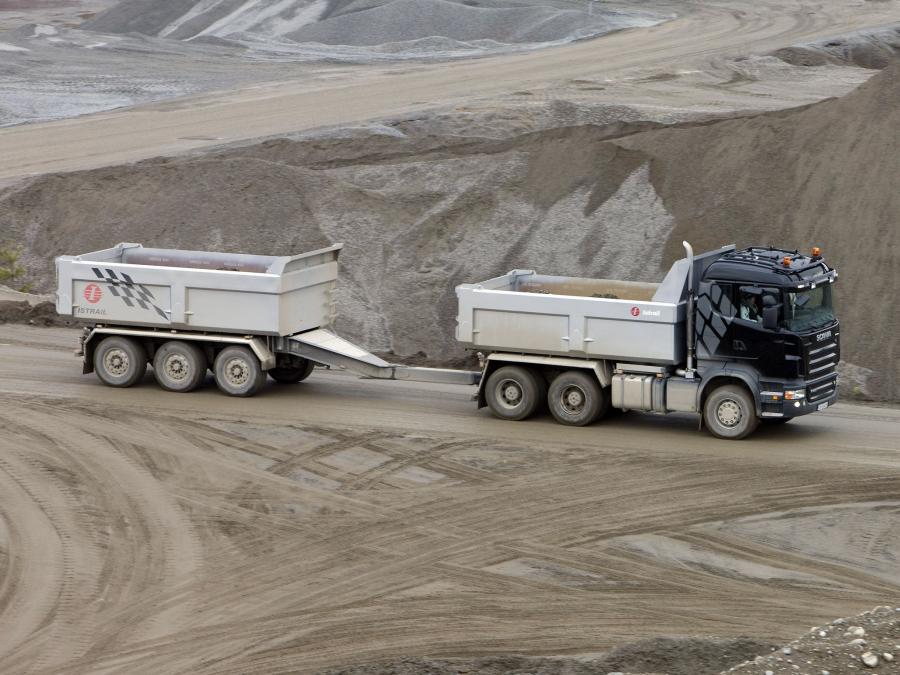  Scania R560 6x4 Tipper 2004 года  (фото 2 из 3)